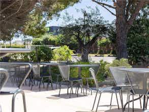 Hotel Ibis Carcassonne Est La Cité photo 2