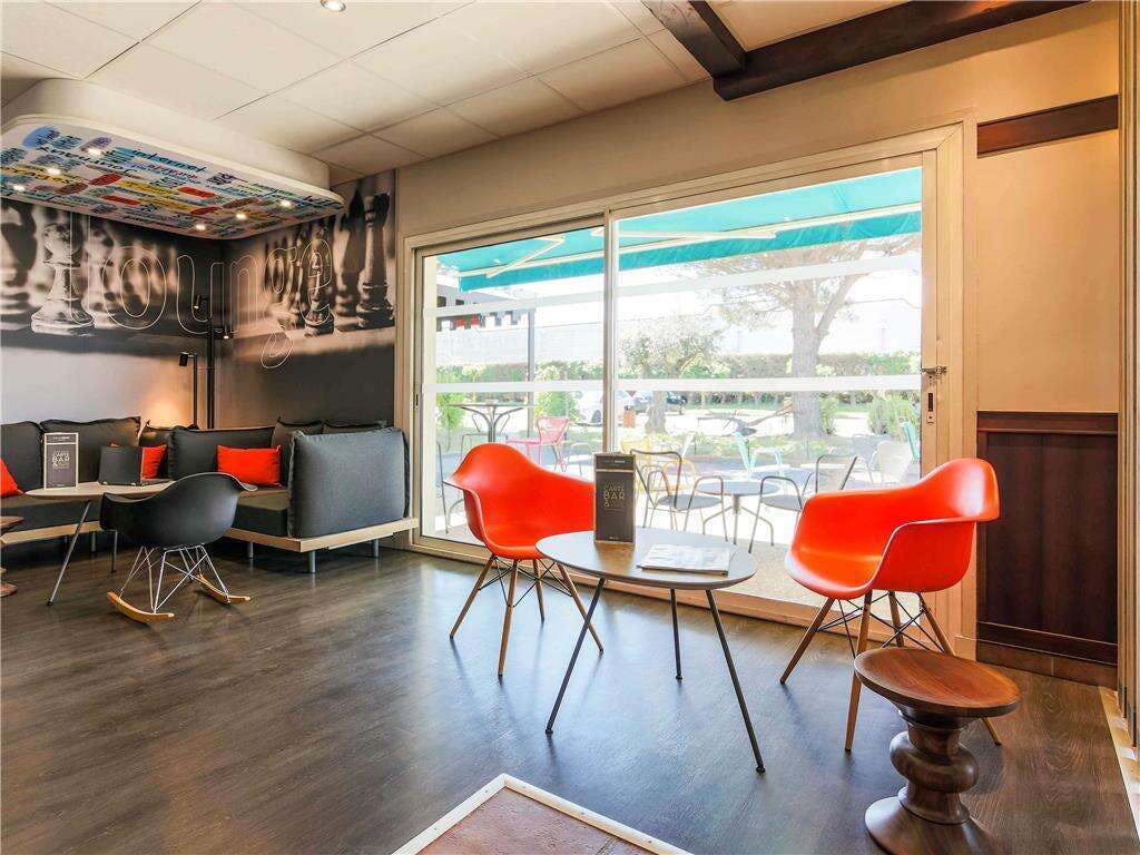 Hotel Ibis Carcassonne Est La Cité photo 1