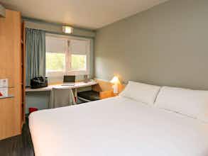 Hotel Ibis Nîmes Ouest photo 2