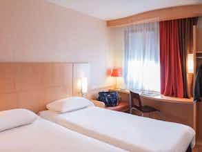 Hotel Ibis Cambrai photo 1