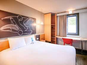 Hotel Ibis Lyon Gerland Musée Des Confluences photo 2