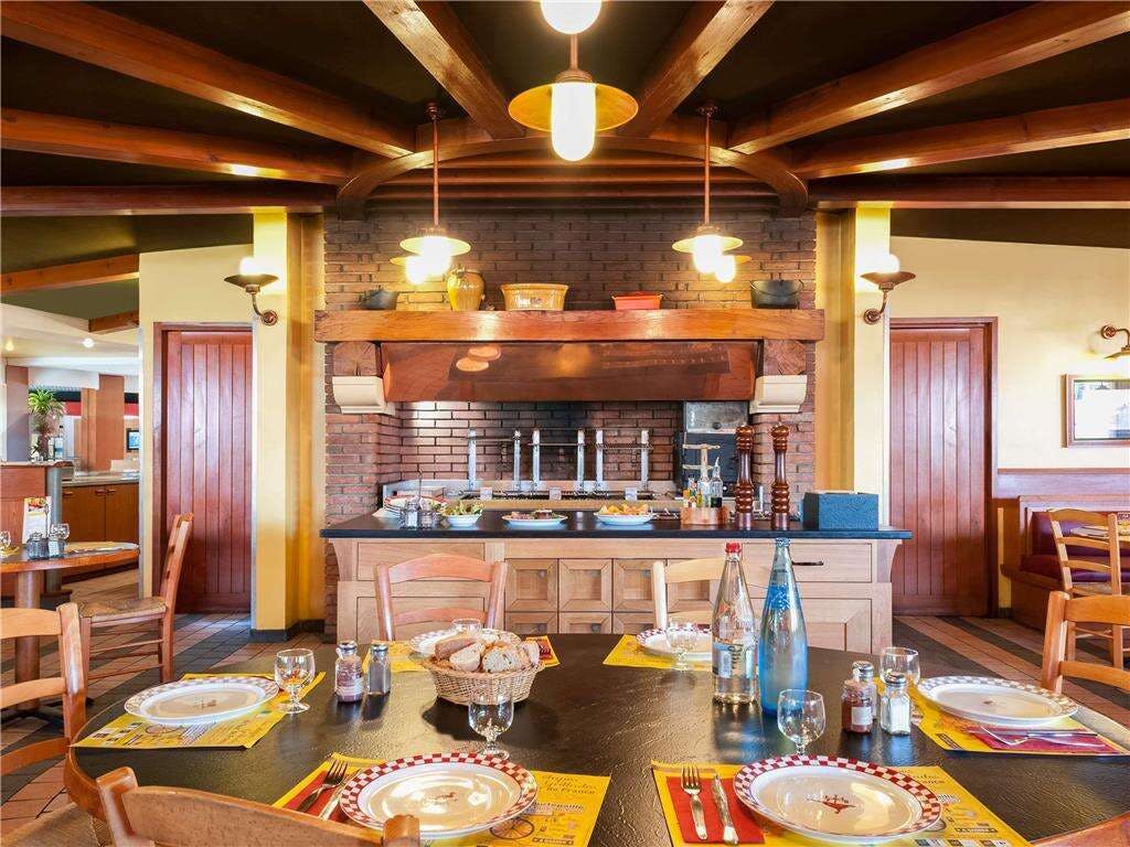 Hotel Ibis Bordeaux Lac photo 4