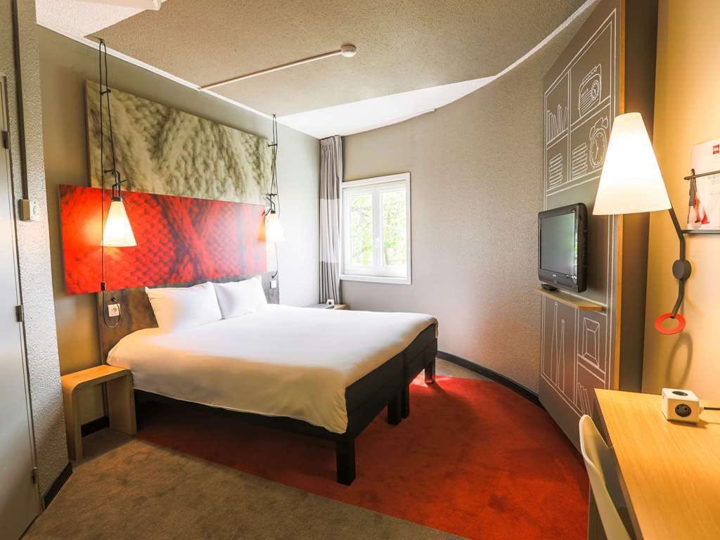 Hotel Ibis Saint étienne La Terrasse photo 2