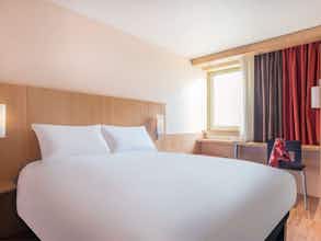 Hotel Ibis Nantes Centre Gare Sud photo 1