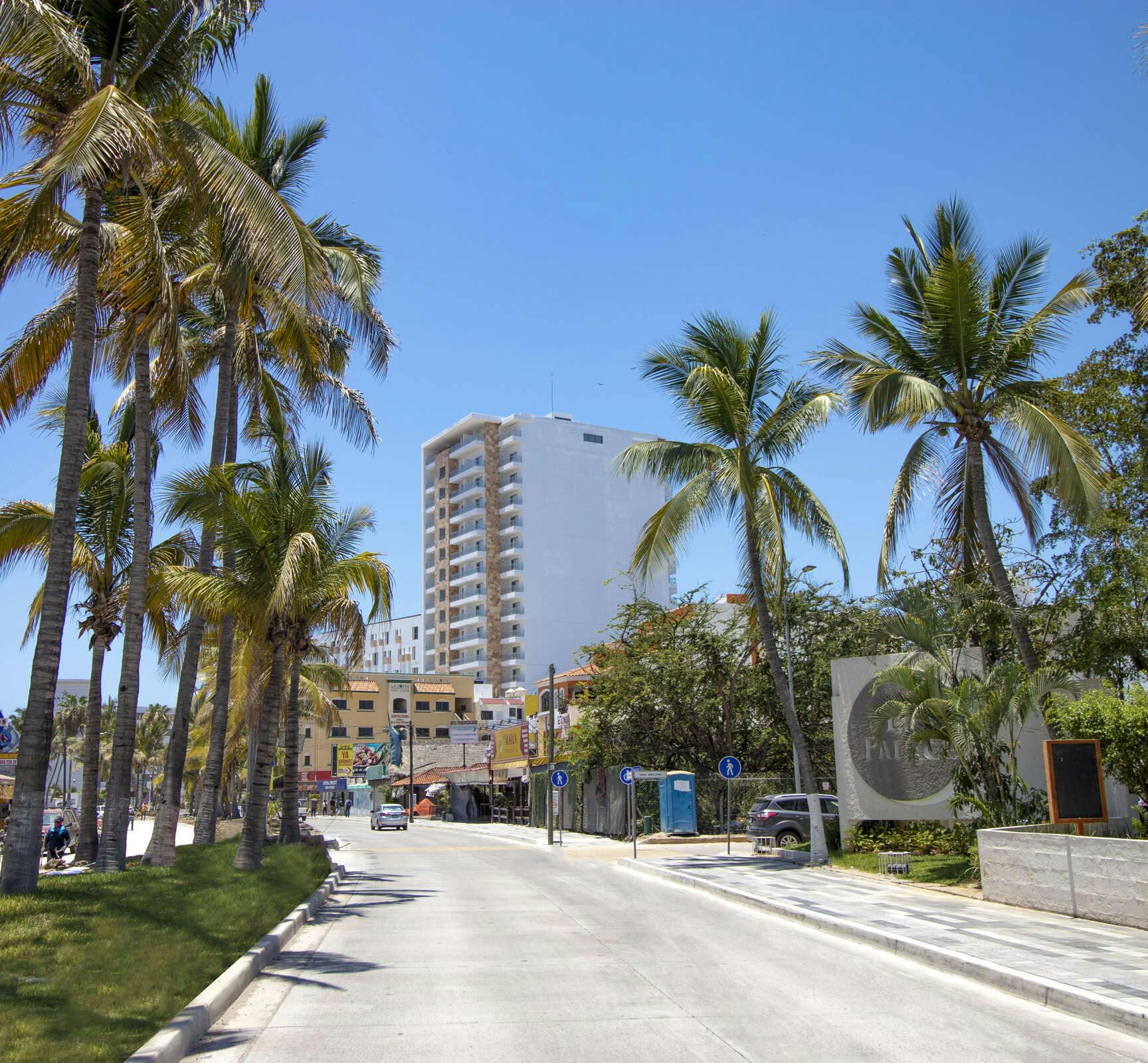 Pacific Palace Beach Tower Hotel