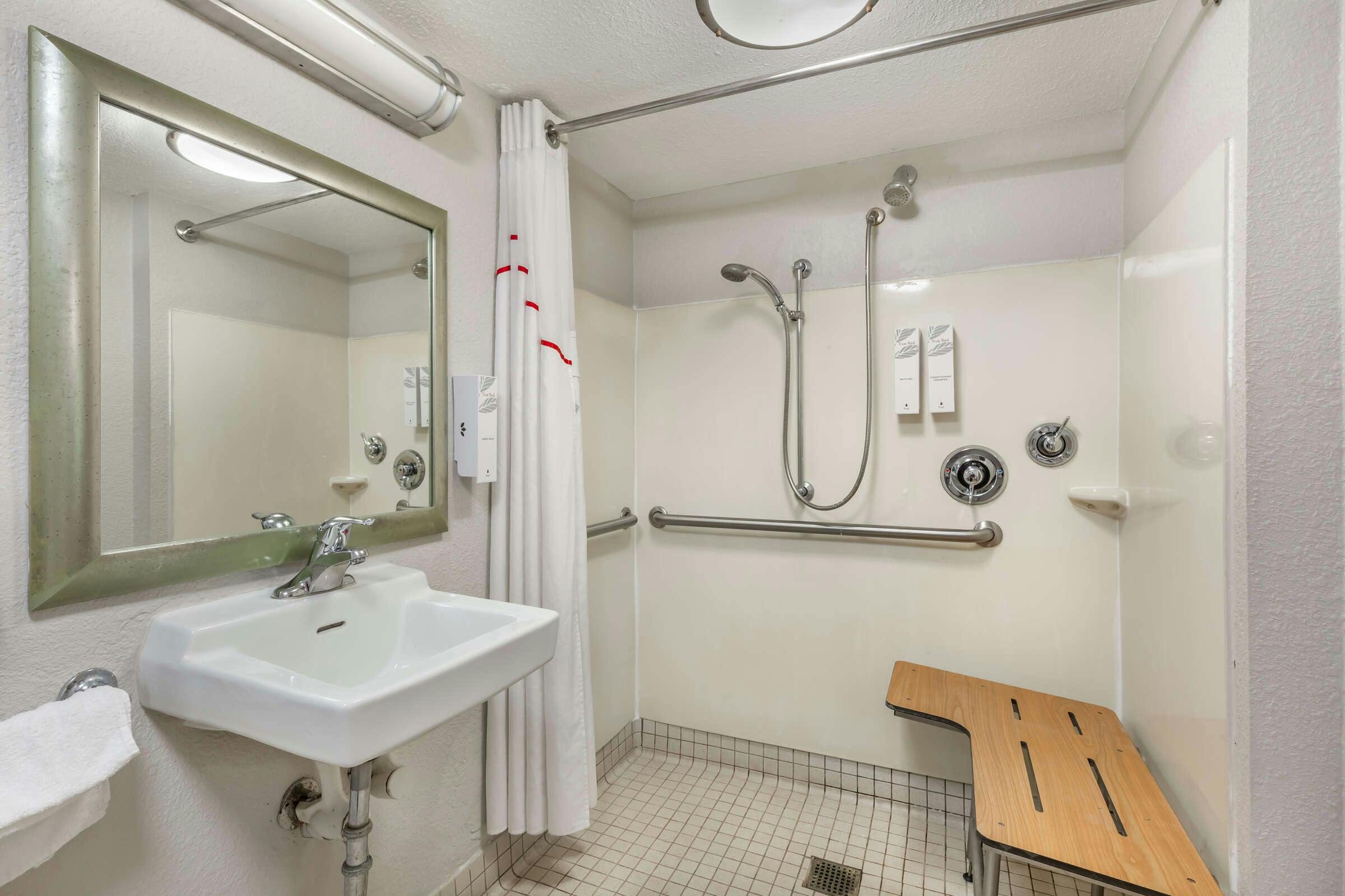 Hotel Red Roof Inn Durham - Duke University Medical Center photo 5