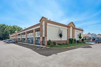 Hotel Howard Johnson by Wyndham Albany photo 3