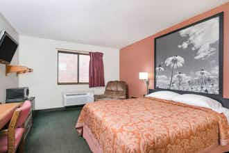 Hotel Super 8 Perham photo 2