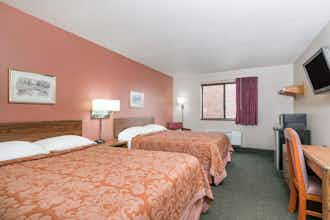 Hotel Super 8 Perham photo 3
