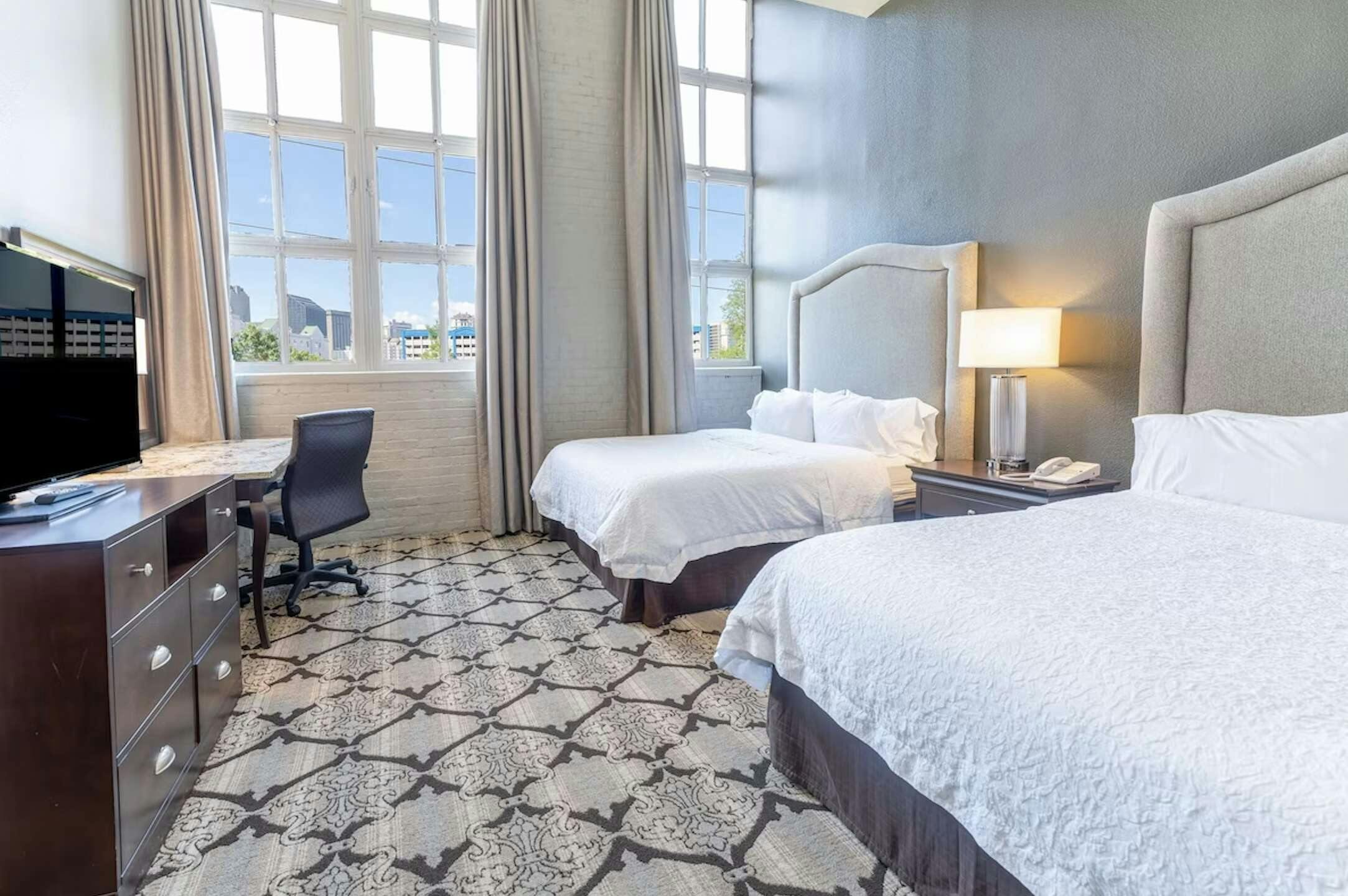 Hotel Hampton Inn And Suites New Orleans Convention Center photo 1