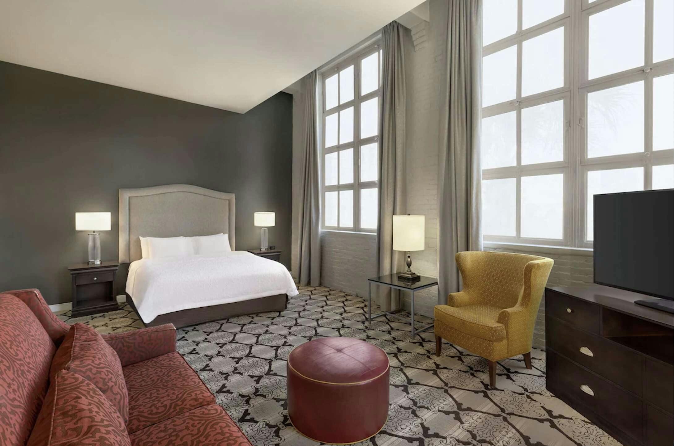 Hotel Hampton Inn And Suites New Orleans Convention Center photo 5