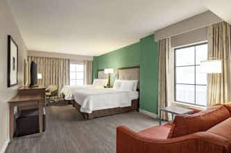Hotel Hampton Inn And Suites New Orleans Convention Center photo 2