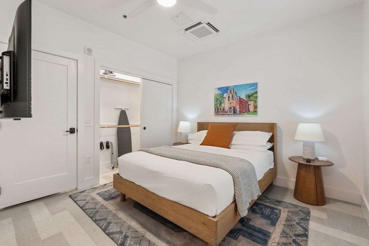 Hotel The Continental, Hosted by Placemakr photo 2