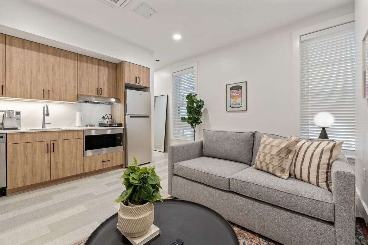 Hotel The Continental, Hosted by Placemakr photo 4