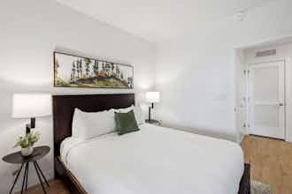 Hotel Placemakr Buzzard Point photo 2