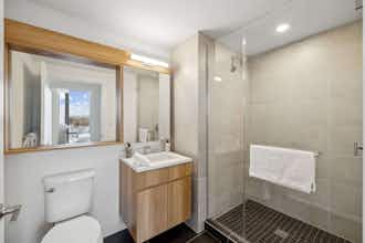 Hotel Placemakr Buzzard Point photo 5