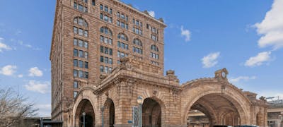 Placemakr Downtown Pittsburgh