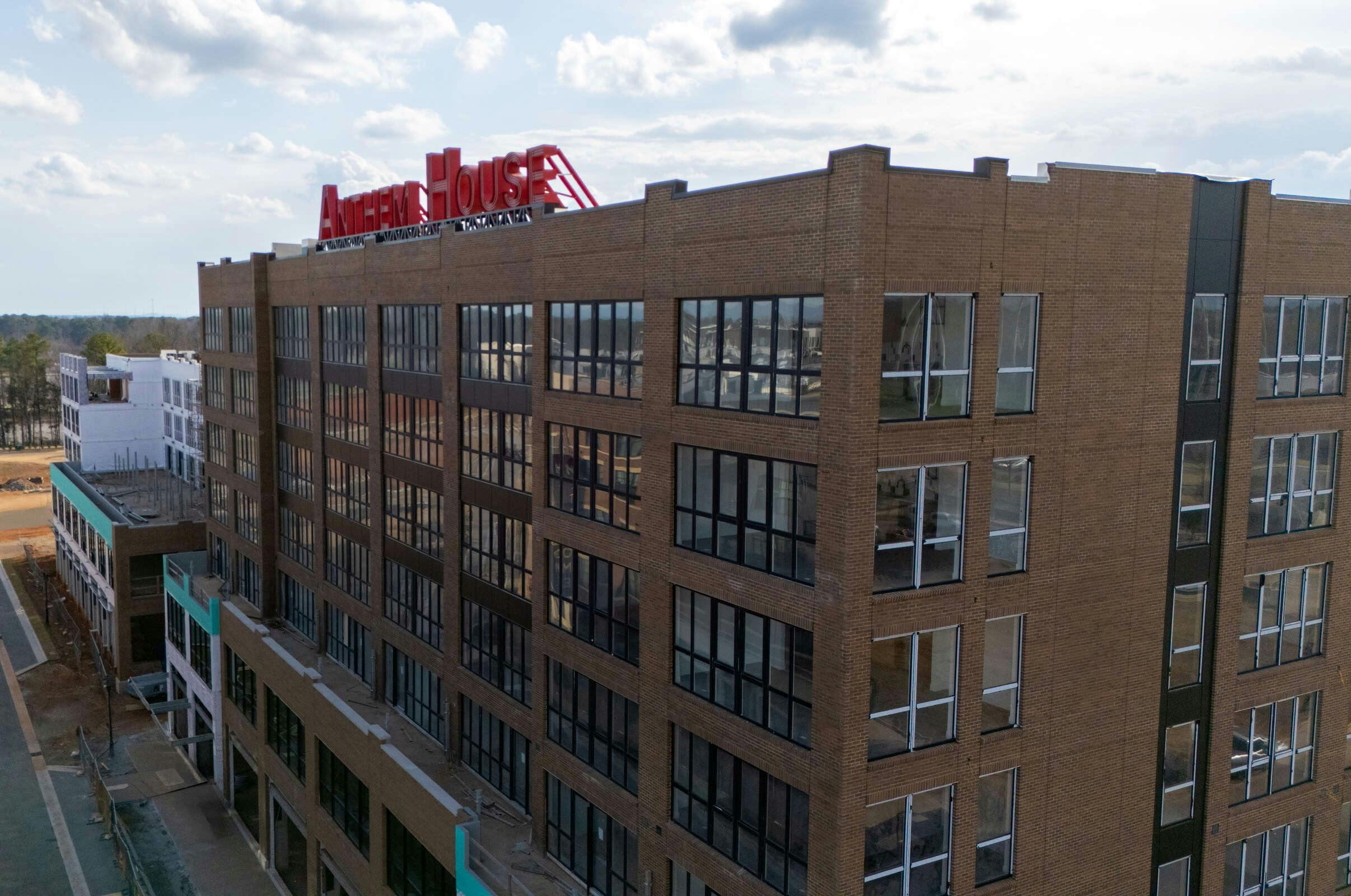 Anthem House Huntsville MidCity, powered by Placemakr