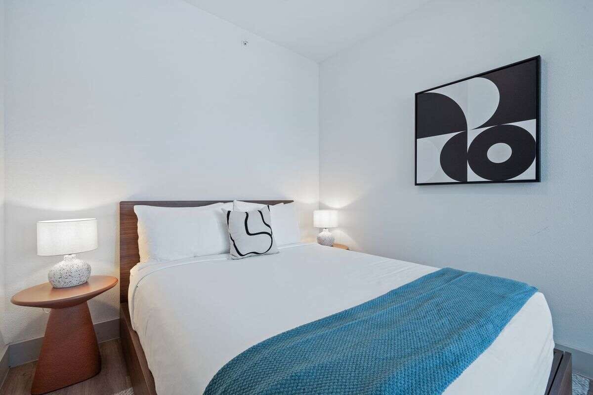 Hotel Placemakr Downtown Austin photo 1
