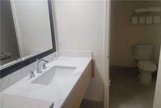 Hotel Ramada Merced photo 4