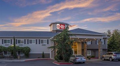 Best Western Plus Vintage Valley Inn