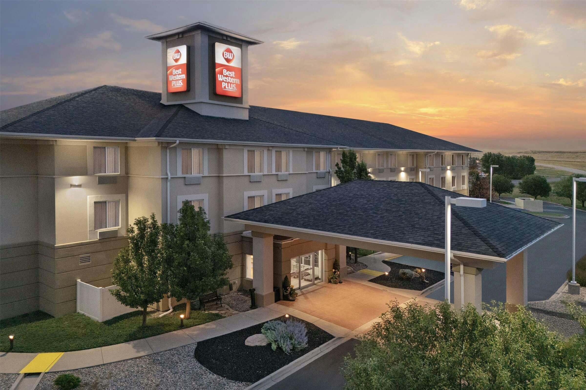 Best Western Plus Frontier Inn