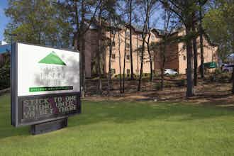 Hotel Guest Inn and Suites Midtown Medical Center photo 1