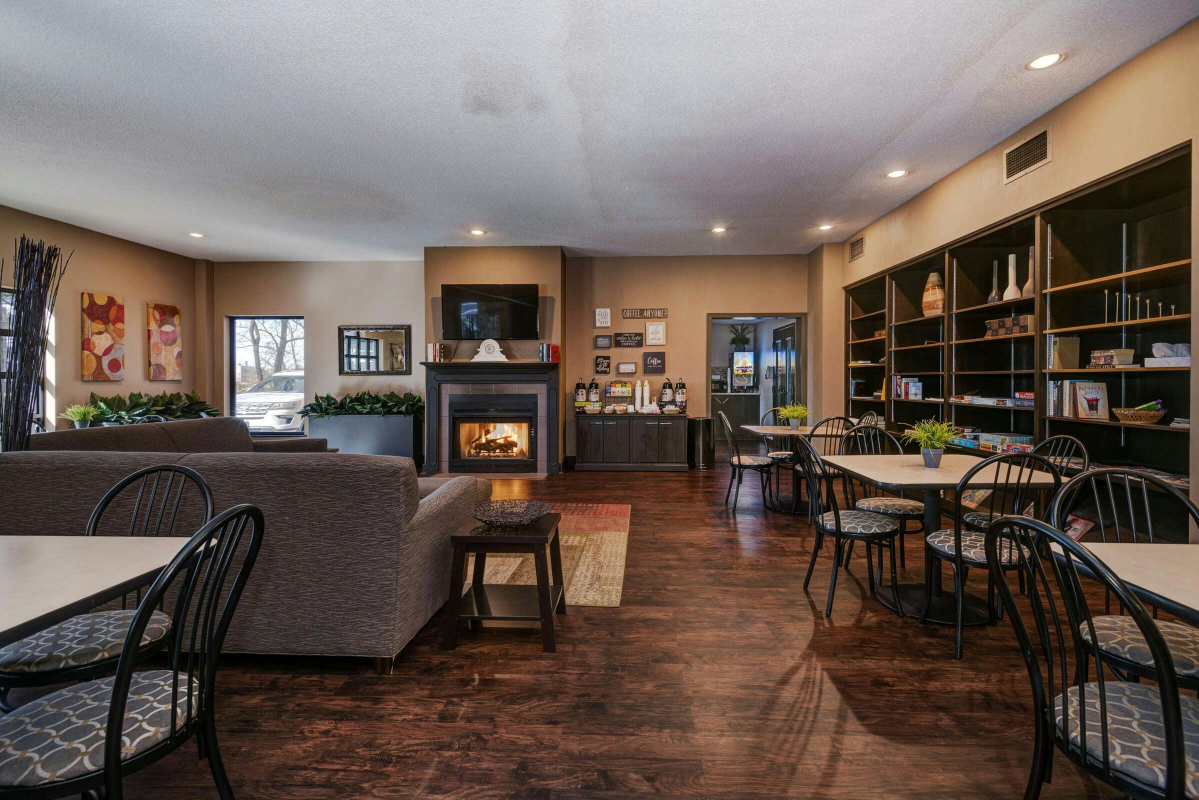 Hotel Guest Inn and Suites Midtown Medical Center photo 3