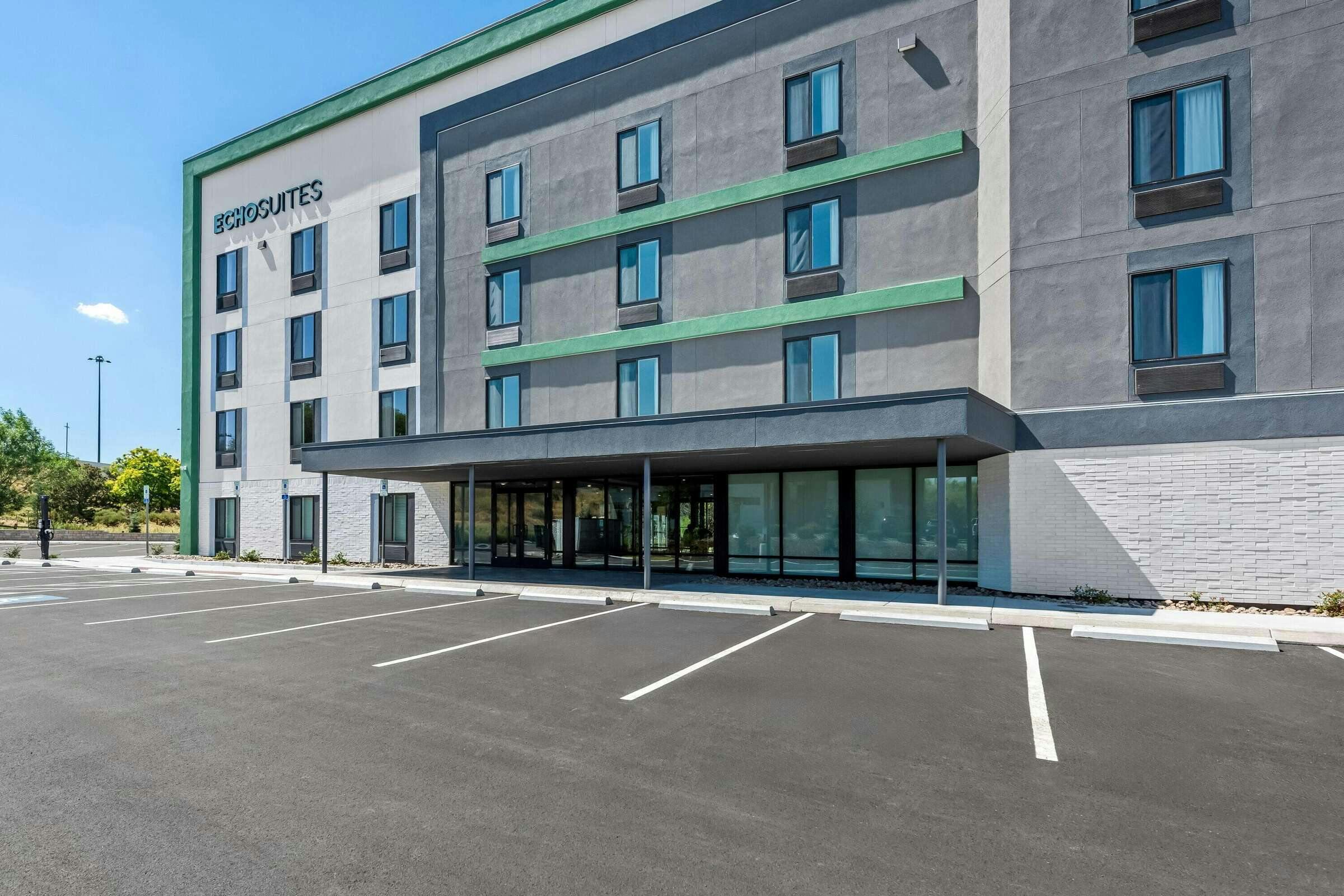 ECHO Suites Extended Stay by Wyndham Reno