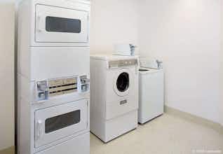 Hotel Courtyard Manchester-Boston Regional Airport photo 3