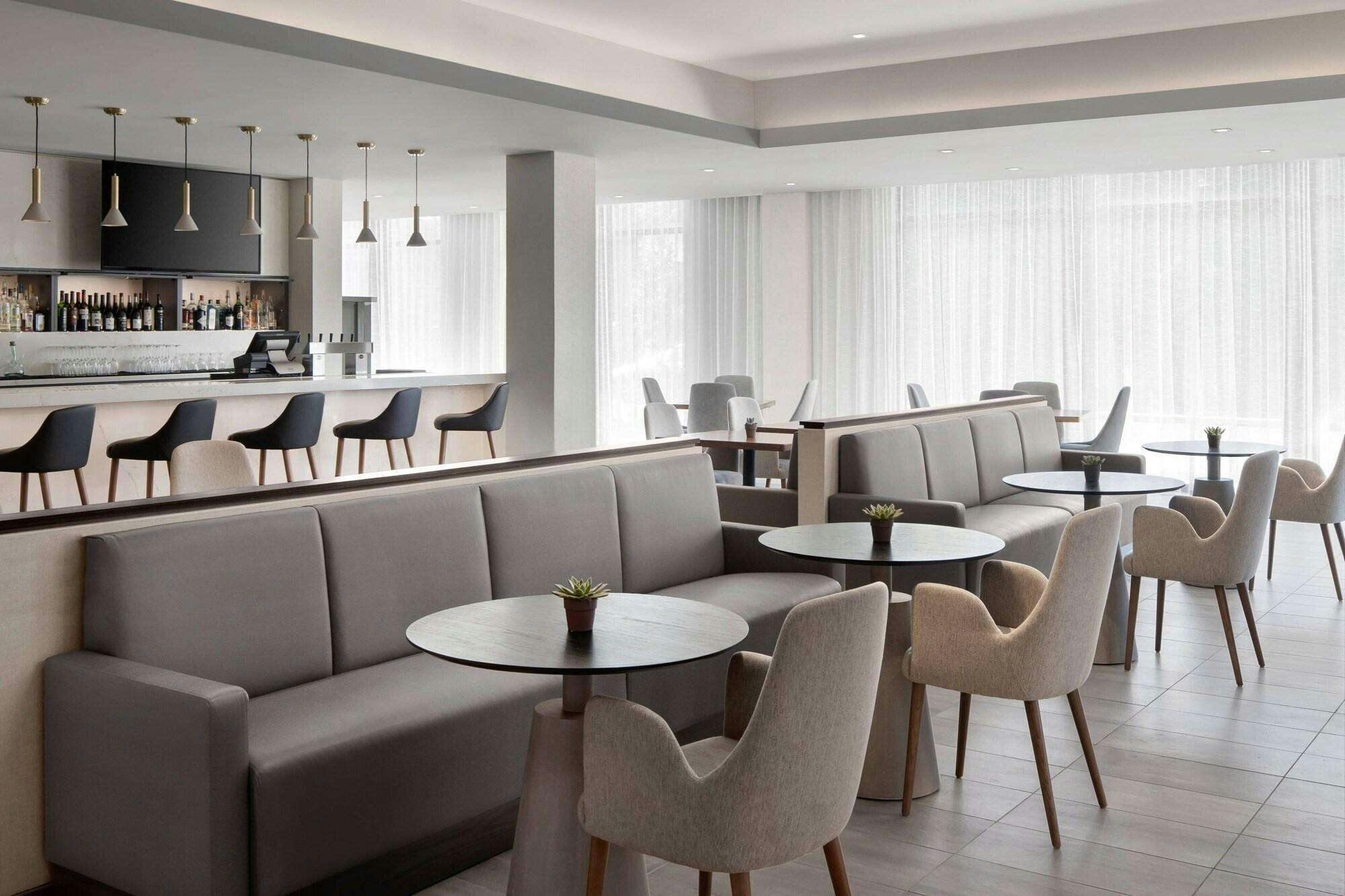 Hotel Ac Santa Rosa Downtown photo 5