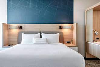 Hotel Springhill Suites By Marriott Hilton Head Island photo 3