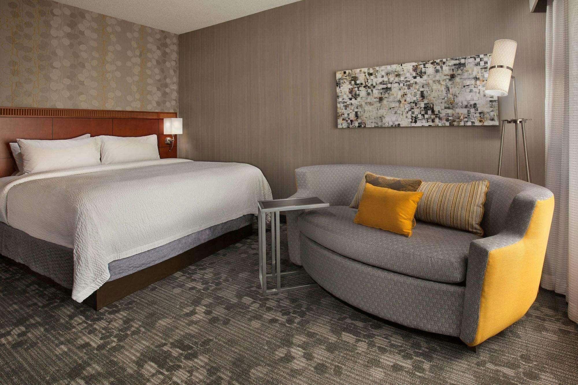 Hotel Courtyard By Marriott Harrisburg Hershey photo 2