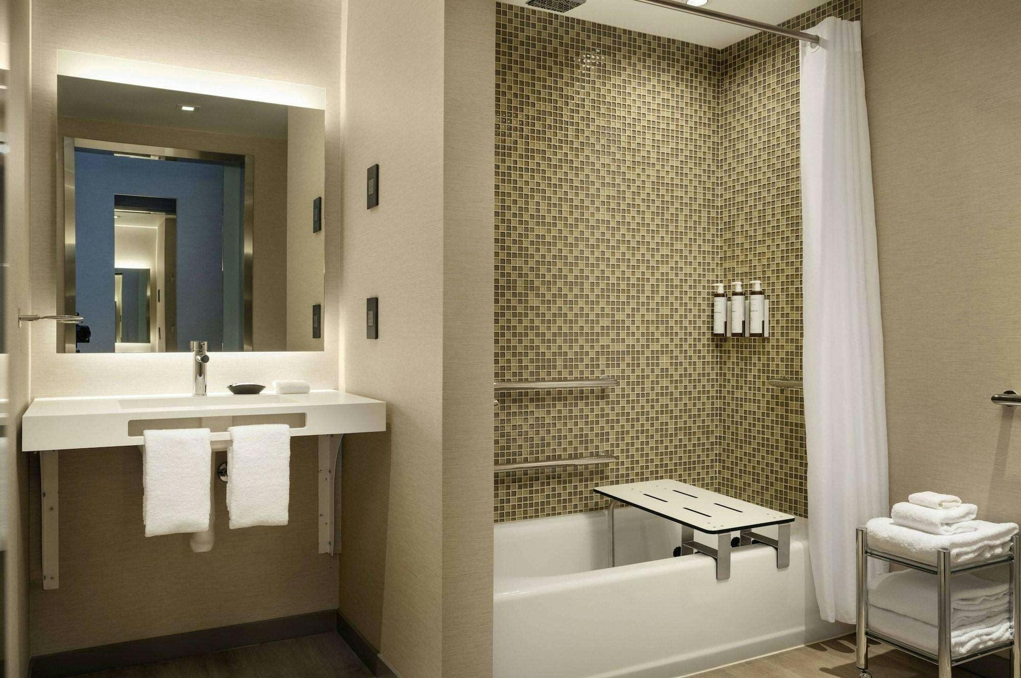 Hotel Ac Hotel By Marriott Oakland Downtown photo 3