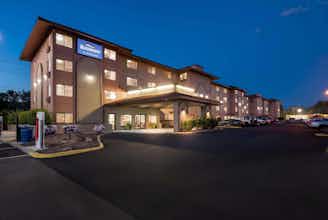 Hotel Baymont Yakima Riverfront photo 3