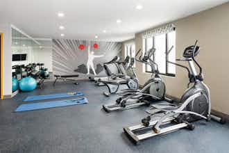 Hotel Glō Best Western Bronx Nyc photo 5