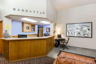 Hotel Super 8 Manhattan KS photo 1