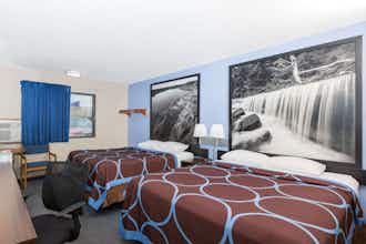 Hotel Super 8 Manhattan KS photo 3