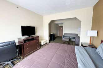 Hotel Fairbridge Inn & Suites Batavia - Darien Amusement Park photo 1