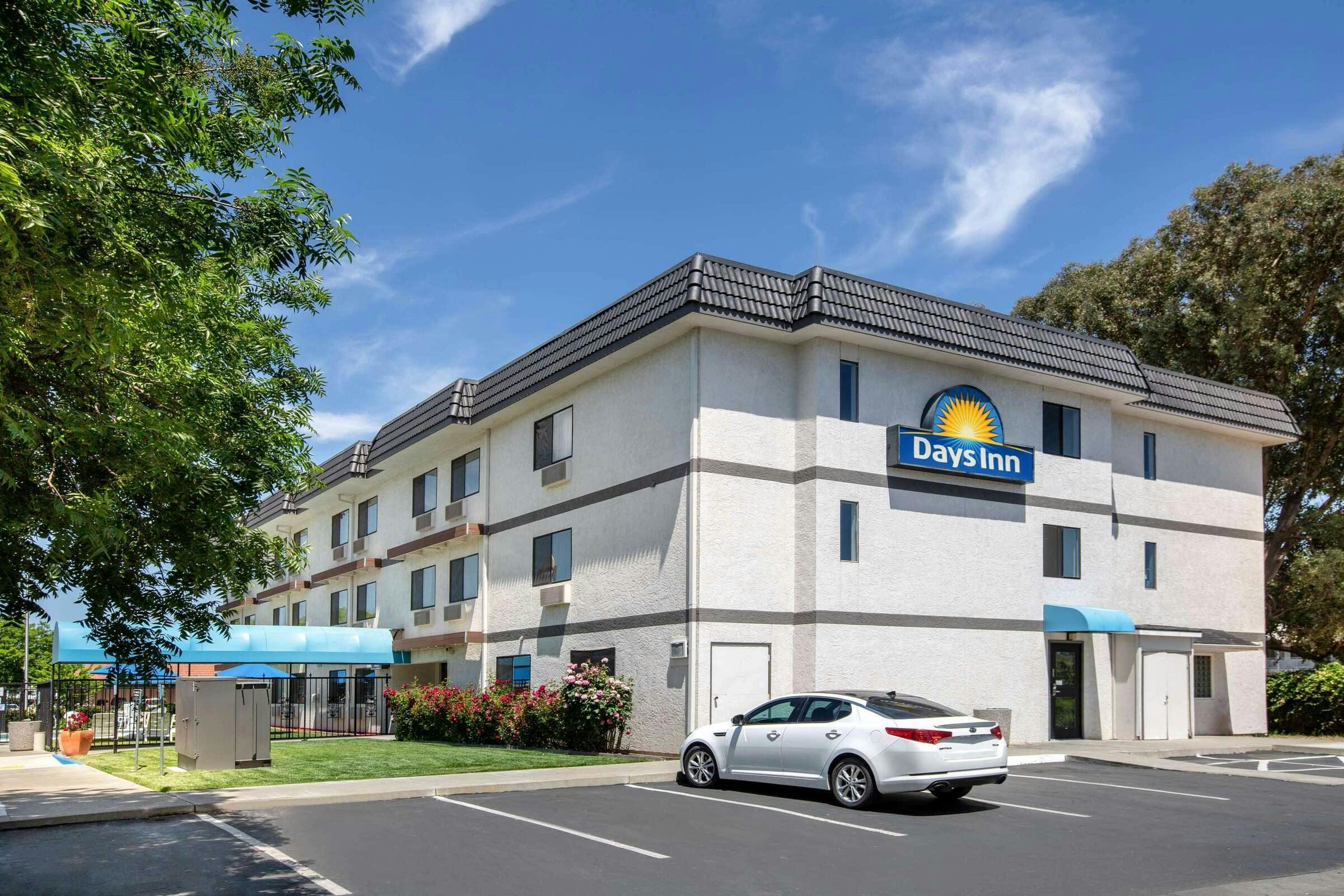 Hotel Days Inn by Wyndham Woodland photo 3