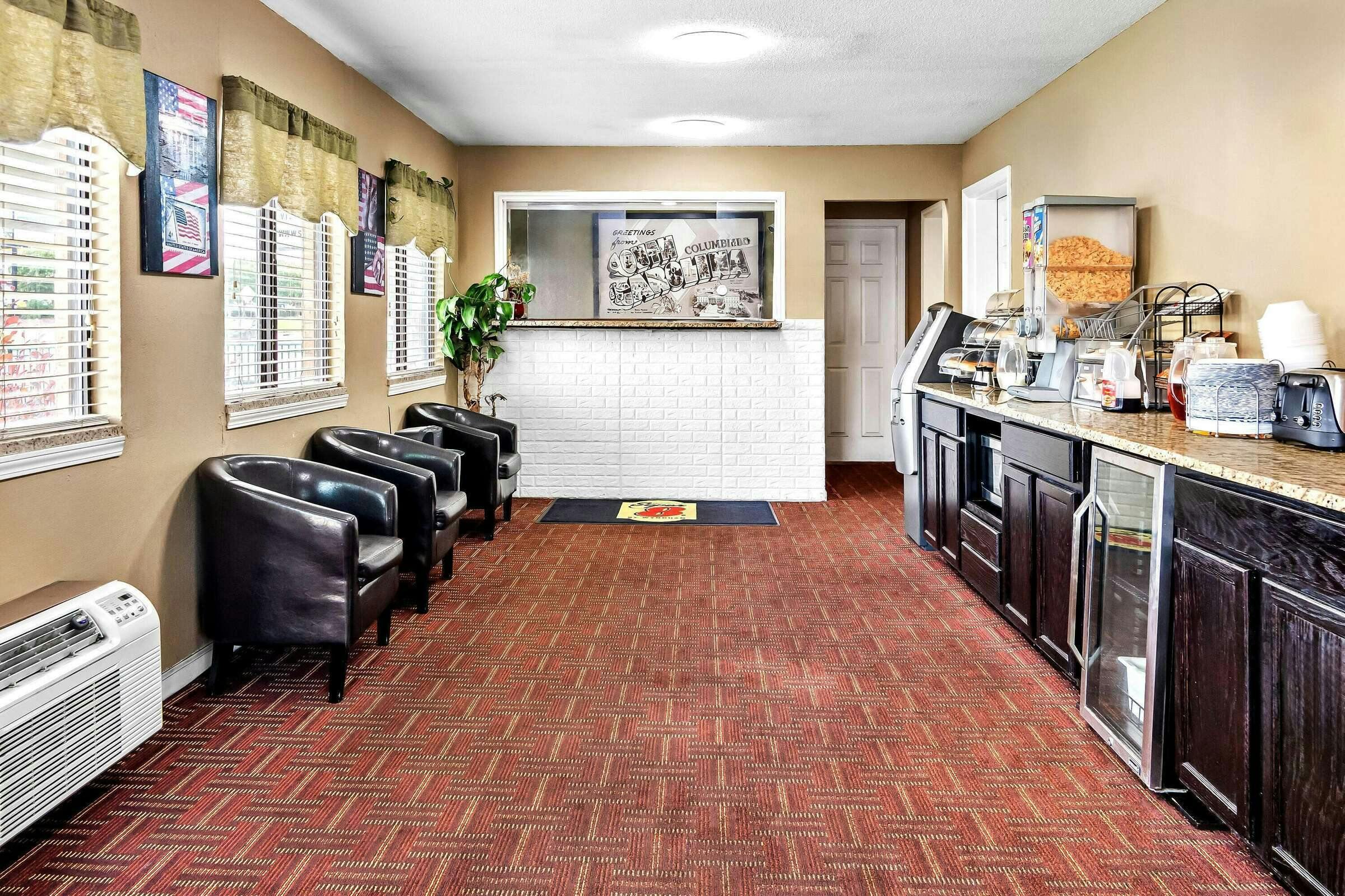 Hotel Super 8 by Wyndham Columbia SC / Ft. Jackson photo 5