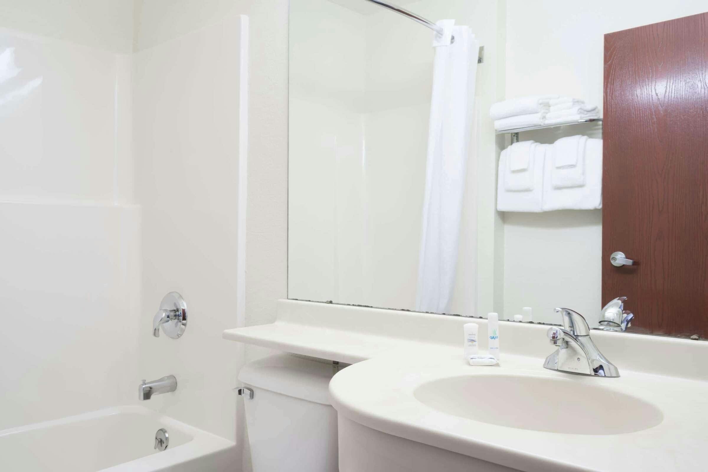 Hotel Microtel Rice Lake photo 5