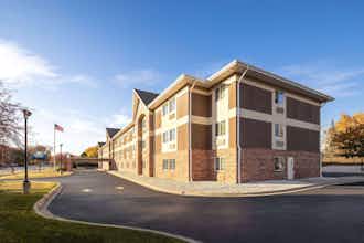 Hotel Days Inn and Suites Green Bay photo 1