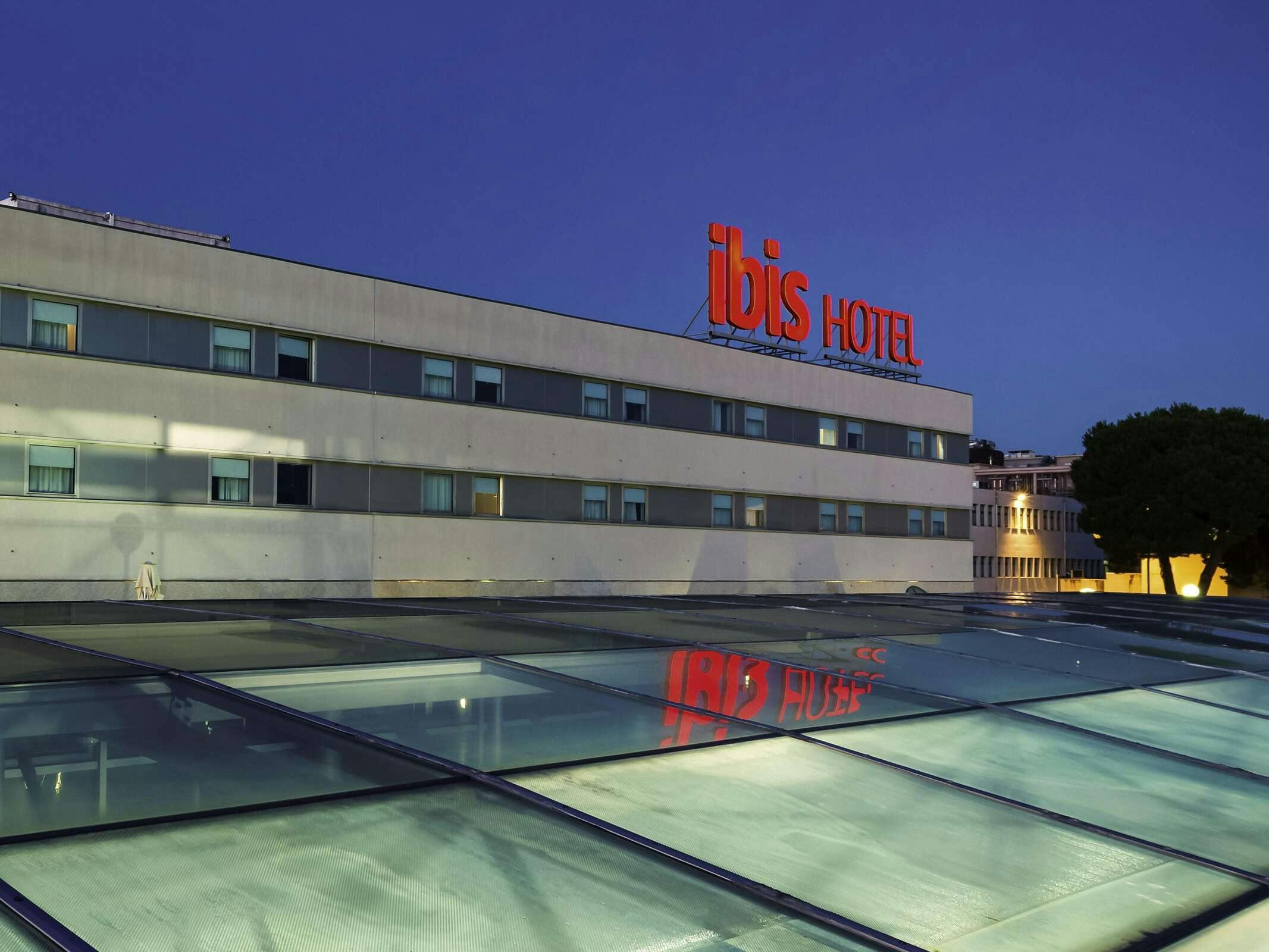 Hotel Ibis Porto São João photo 2