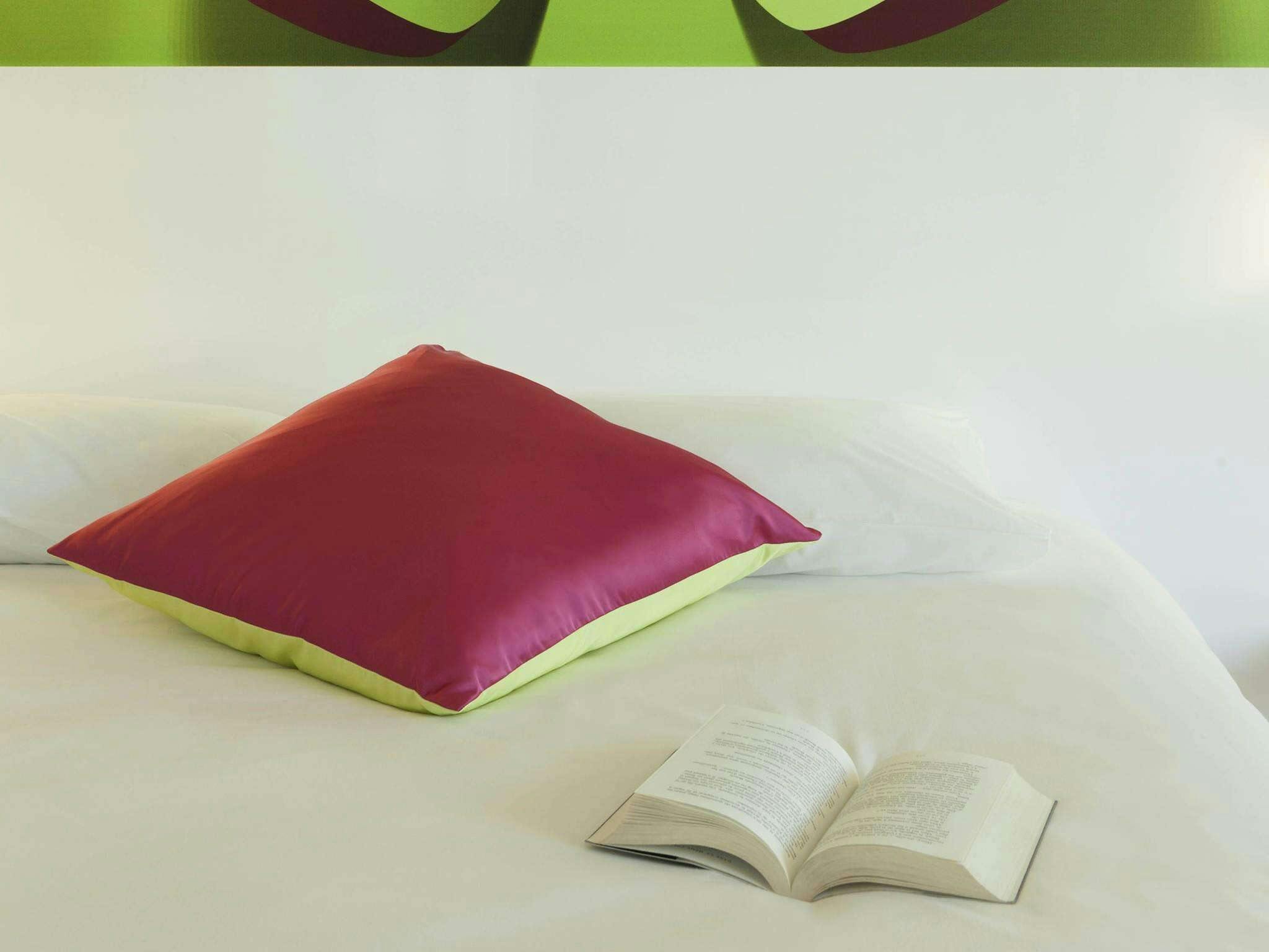 Hotel Ibis Styles Bordeaux Saint Médard photo 3