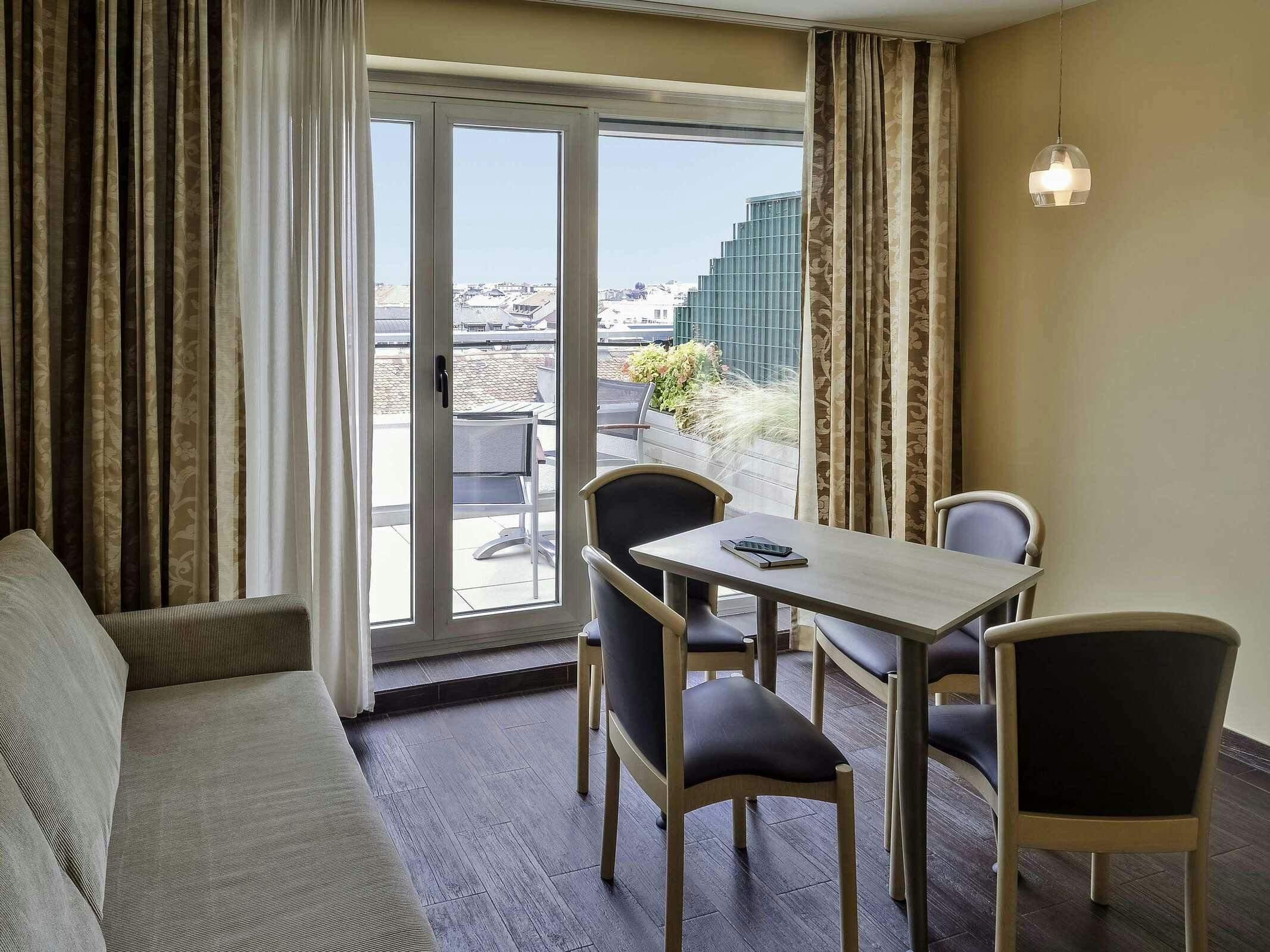 Hotel Aparthotel Adagio Geneve Mont Blanc photo 4