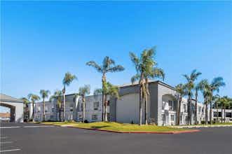 Hotel Hourglass Hotel Trademark Coll photo 2
