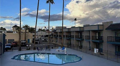 Super 8 Mesa Downtown