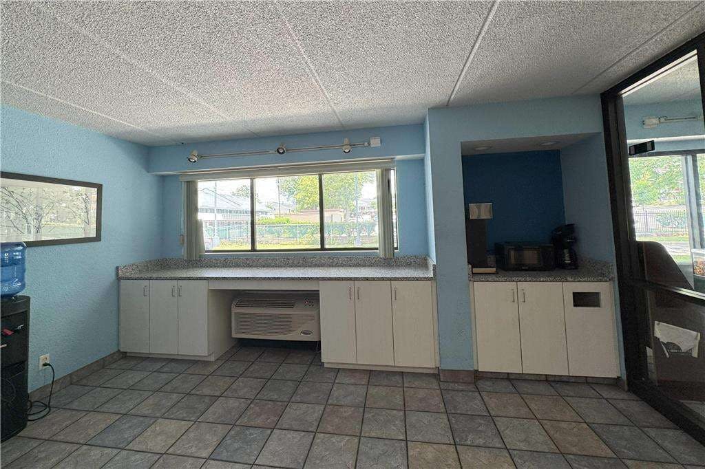 Hotel Days Inn Charlotte University photo 5