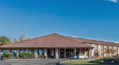 AmericInn by Wyndham Mosinee Central Wisconsin Airport